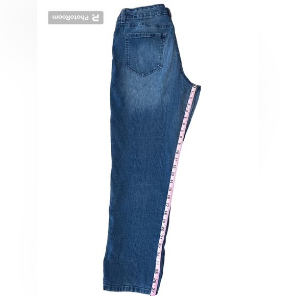 New Directions Plus Size 16 Girlfriend Jeans Stretch Embroidered Crop Ankle EUC - Picture 12 of 16